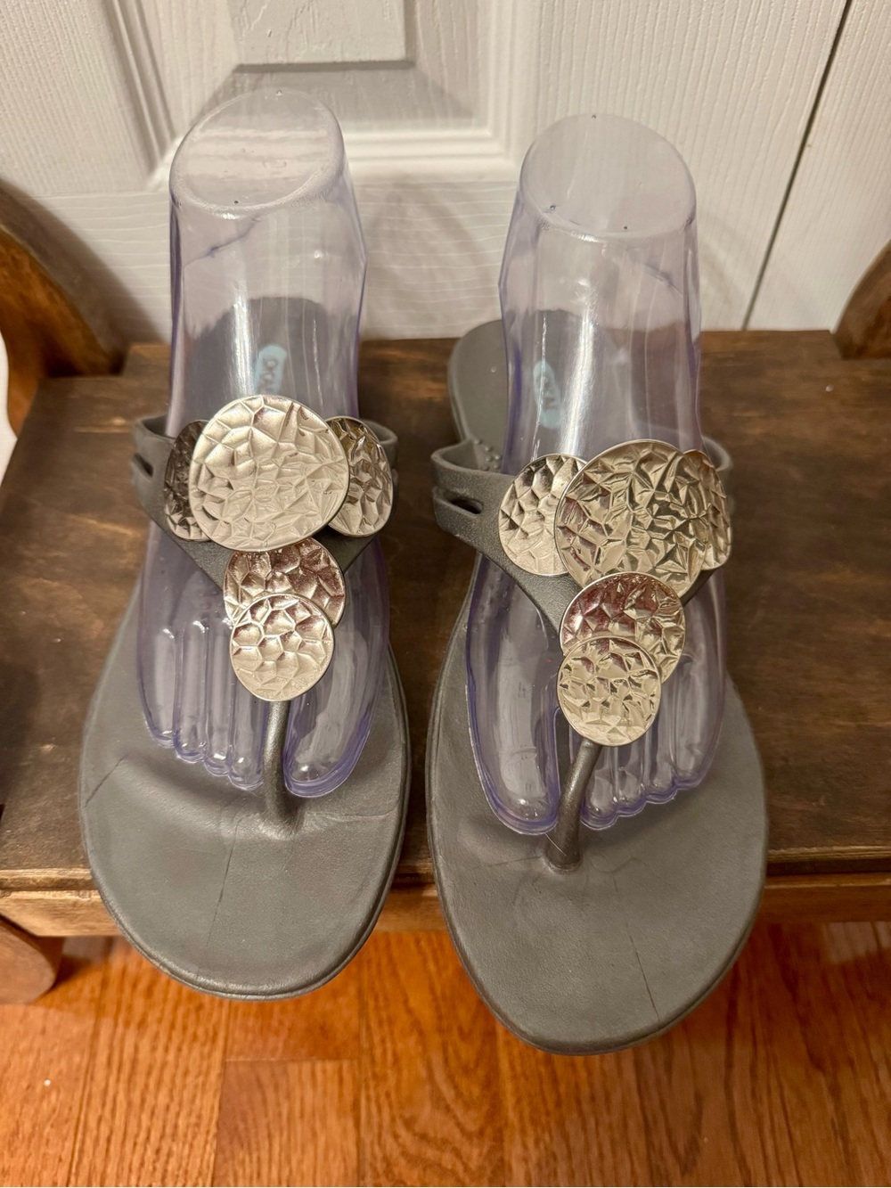 OKA b. Gray Thong Sandals with Silver Medallion Accents W L 8